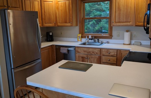 Stratton and Bromley Ski Areas House | Private Centrally Located 3 BR 2 1/2 Bath 1950Sq' Open Main Floor Space!