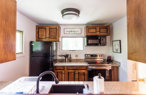 West Dover Ski Chalet | Private Chalet: walk to hiking/biking trails and golf course