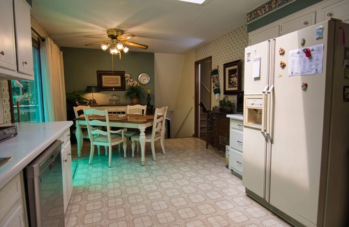 Tucker House | Private charming, stylish retreat in Tucker