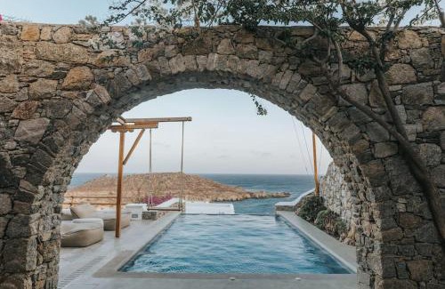Agios Ioannis Villa | Private Cliffside Villa "150 meters from the beach"