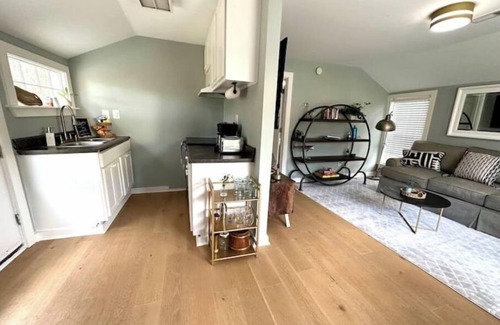 Charleston Cottage | Private Coastal Cottage on James Island