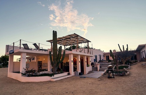 La Ventana Apartment | Private Comfort King Room #7
