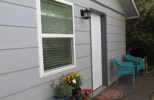 Walla Walla East Cottage | Private, comfortable, convenient home base for your adventures in Walla Walla