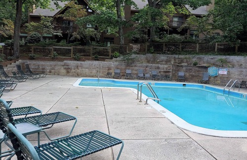 Wintergreen Condo | Private community pool. Walk to activities