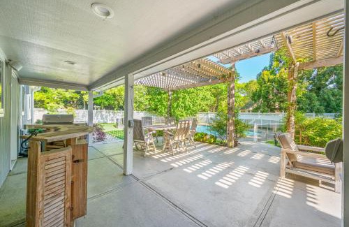 Hampton Bays House | Private completely fenced in property Near beach