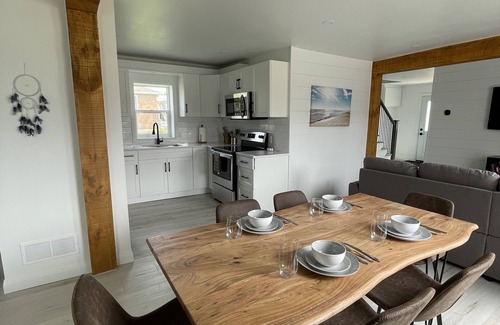 Port Burwell Cottage | Private Cottage Getaway @ Port Burwell