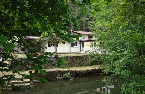 Civray Cottage | Private cottage with it's own fishing & pet friendly!