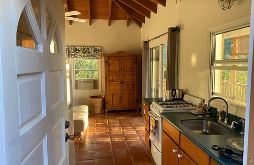 Point Rendezvous Cottage | Private Cottage with Ocean Views
