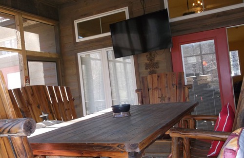 Mount Ida Cabin | Private Country Cabin 1.4 miles to Lake Ouachita