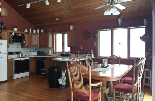Fleischmanns Ski Chalet | Private Country Chalet With Great Winter Views