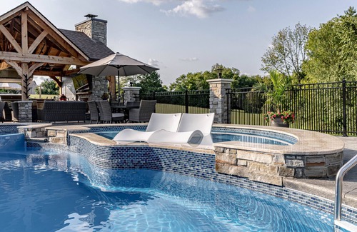 Finchville House | Private Country Oasis with trees, outdoor kitchen, heated pool/Hottub