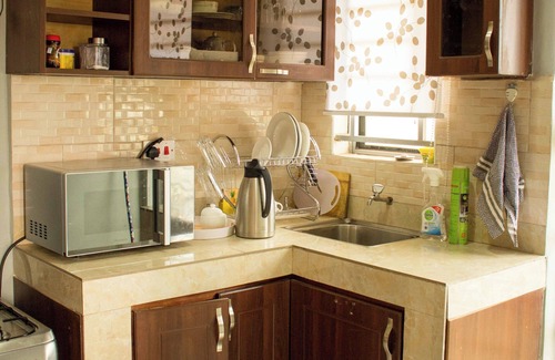 Kireka Apartment | Private Cozy Apartment in Kampala with, natural views, Wifi and Hot Shower.