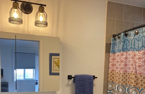 Ventura County Cottage | Private, cozy, clean Cottage.