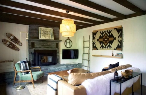 Big Indian House | Private & Cozy Creekside Cabin in the Catskills