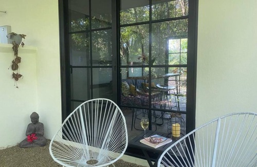 Ojochal Cabin | Private cabina at Yoga center in Ojochal with AC, WiFi, Pool, close to town