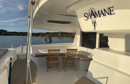 Porto-Vecchio Boat Rental | Private cruises on the catamaran Shamane