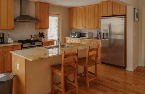 Montauk House | Private Custom Built Beach Home with Heated Pool Short Walk to Ocean Beach