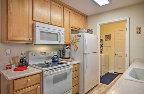 Placerville Apartment | Private Deck: Pollock Pines Apt on 5 Acres