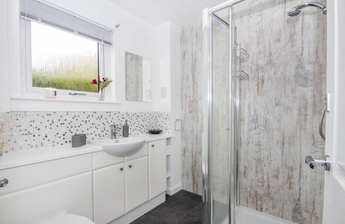 Balloch House | Private detached holiday home in Culloden, just 5 miles from the city centre.