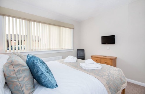 Balloch House | Private detached holiday home in Culloden, just 5 miles from the city centre.