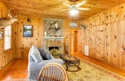 Greenwood House | Private Dock and Porch Serene Lake Greenwood Escape