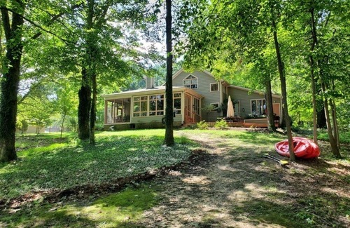 Almo House | Private dock on Kentucky Lake, views of the water from every room in house
