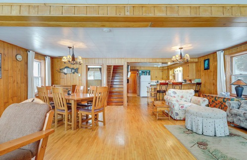 Mercer Cabin | Private Dock + Screened Porch: Echo Lake Cabin