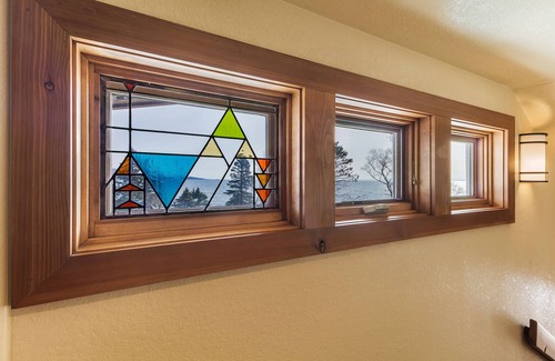 Grand Marais Condo | Private End Condo on Superior w/Panoramic Views! Fireplace & Private Sauna!