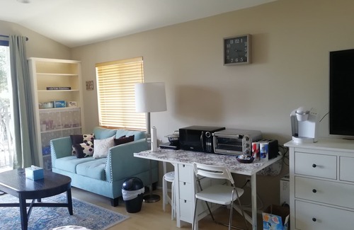 Rancho Cucamonga House | Private entrance, quiet, peaceful family suite.
