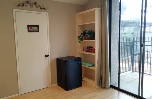 Rancho Cucamonga House | Private entrance, quiet, peaceful family suite.