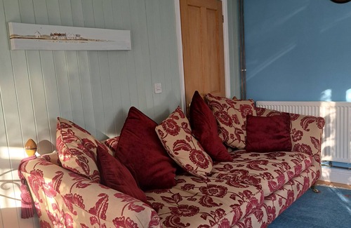 Norwich Bed & Breakfast | Private entrance, parking, peace and quiet within walking distance of the city