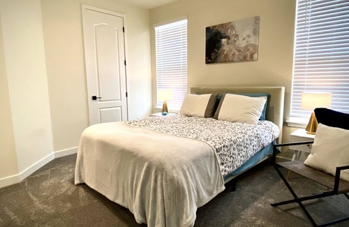 Northfield House | Private Entry Suite in Central Park - Denver, CO