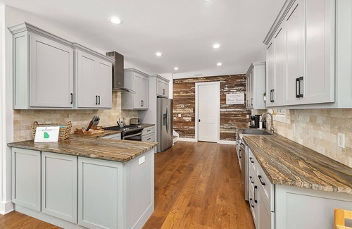 Saint Simons Heights House | Private Escape | Heated Pool | Covered Outdoor Area w/TV | Game Area | Family Friendly