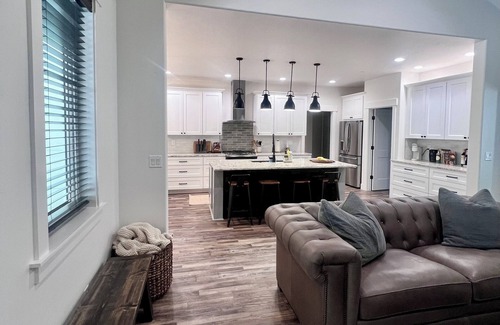 Clinton House | Private family friendly Home at Rock Creek