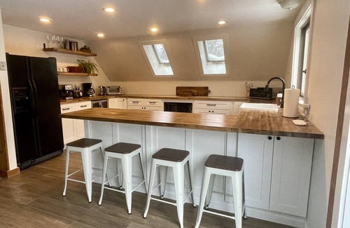 Newbury House | Private Family Friendly Ski&Lake Getaway on 2 acres. Short walk to Lake Sunapee