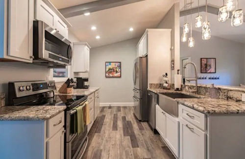 Ocala House | Private Family & Pup Escape with Pool Oasis