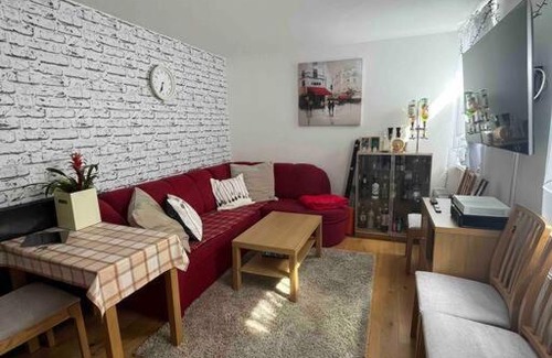 Portswood Apartment | Private Flat in City Centre with Parking
