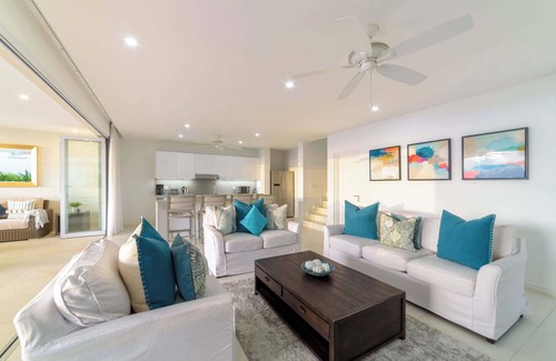 Mount Standfast Villa | Private four bedroom villa with panoramic sea view