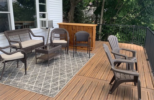 Traverse City Cottage | Private Frontage on Beautiful Silver Lake!