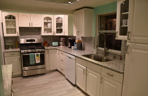 Fort Myers House | Private Ft Myers Retreat - Pool, hot tub, theater room, kayaks