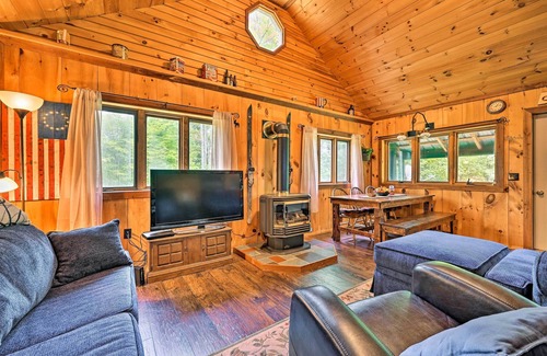 Granby Cabin | Private Granby Cabin - 14 Miles to Burke Mtn!