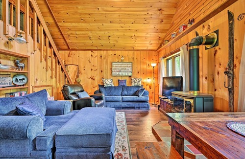Granby Cabin | Private Granby Cabin - 14 Miles to Burke Mtn!