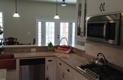 Aiken Bed & Breakfast | Private guest suite at 13 Acre Horse Farm
