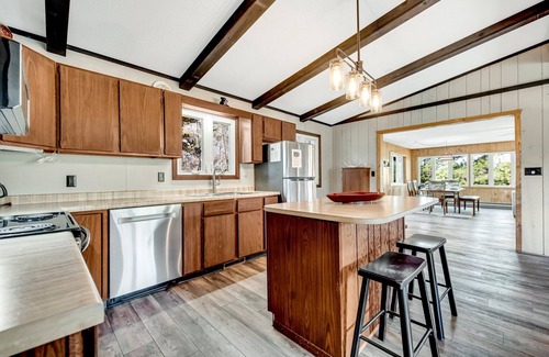 Danbury Cabin | Private Hideaway But Close to Everything in Webb Lake