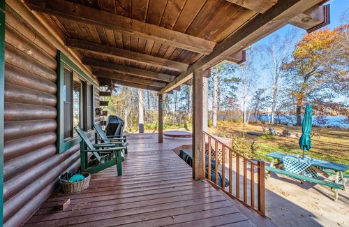 Ironton Cabin | Private Hideaway on Lookout Lake with Hot Tub & Pontoon
