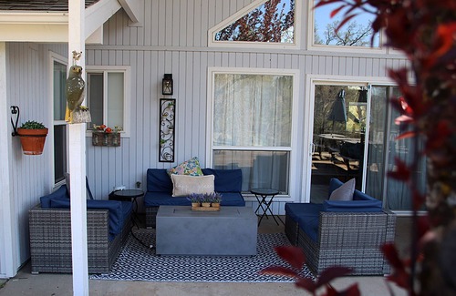 Mariposa House | Private Home at the foot of Yosemite National Park