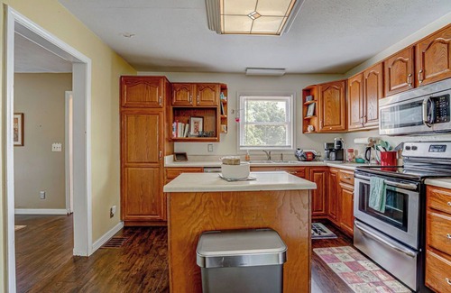Oxford House | Private Home for Big Families at Miami University
