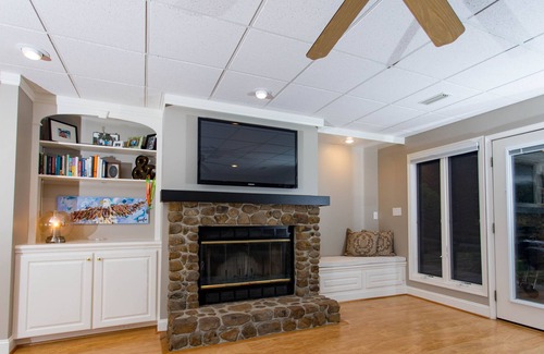 Mocksville House | Private Home on 10 Acres with Pond