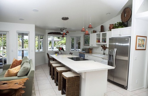 Kihei House | PRIVATE HOME on a lush half acre, Kihei Oasis boasts a 40k gallon heated pool!