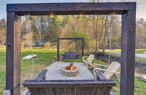 Campton Cottage | Private Hot Tub: Dog-friendly Red River Gorge Home